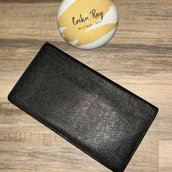 Louis Vuitton Black Taiga Long Wallet - Picture 10 of 14